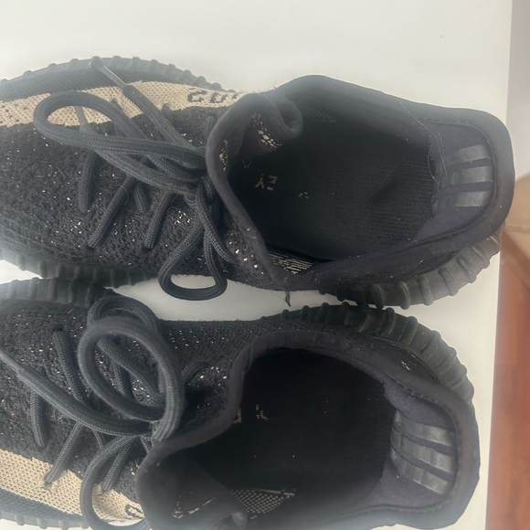 Authentic Yeezy Oreo 350s - Picture 5 of 5